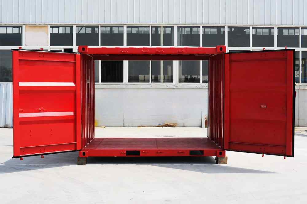 10x8 Shipping Container Geräumiger Innenraum - Speziell für B2B-Projektanforderungen