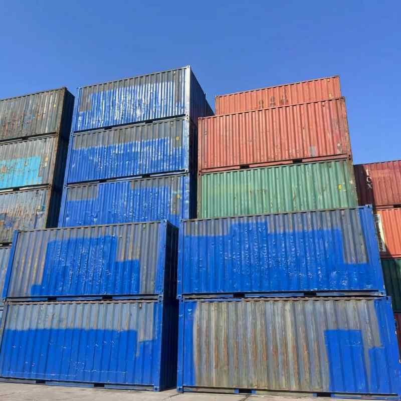 Bulk Inventar 20ft Used Shipping Container gestapelt bei China Lieferant Fertigung Hof