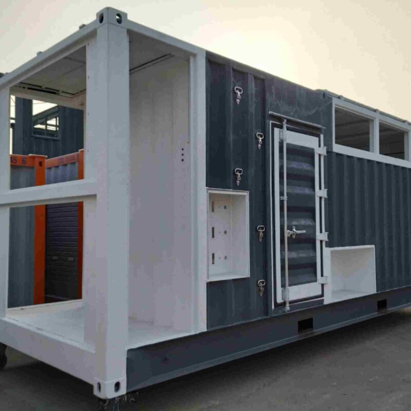 Shipping Containers with Wheels for Flexible Transport and Rapid Deployment