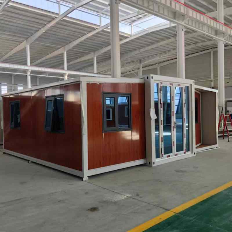 Corner perspective of 40ft expandable prefab house after deployment, premium China expandable container house maker and OEM supplier
