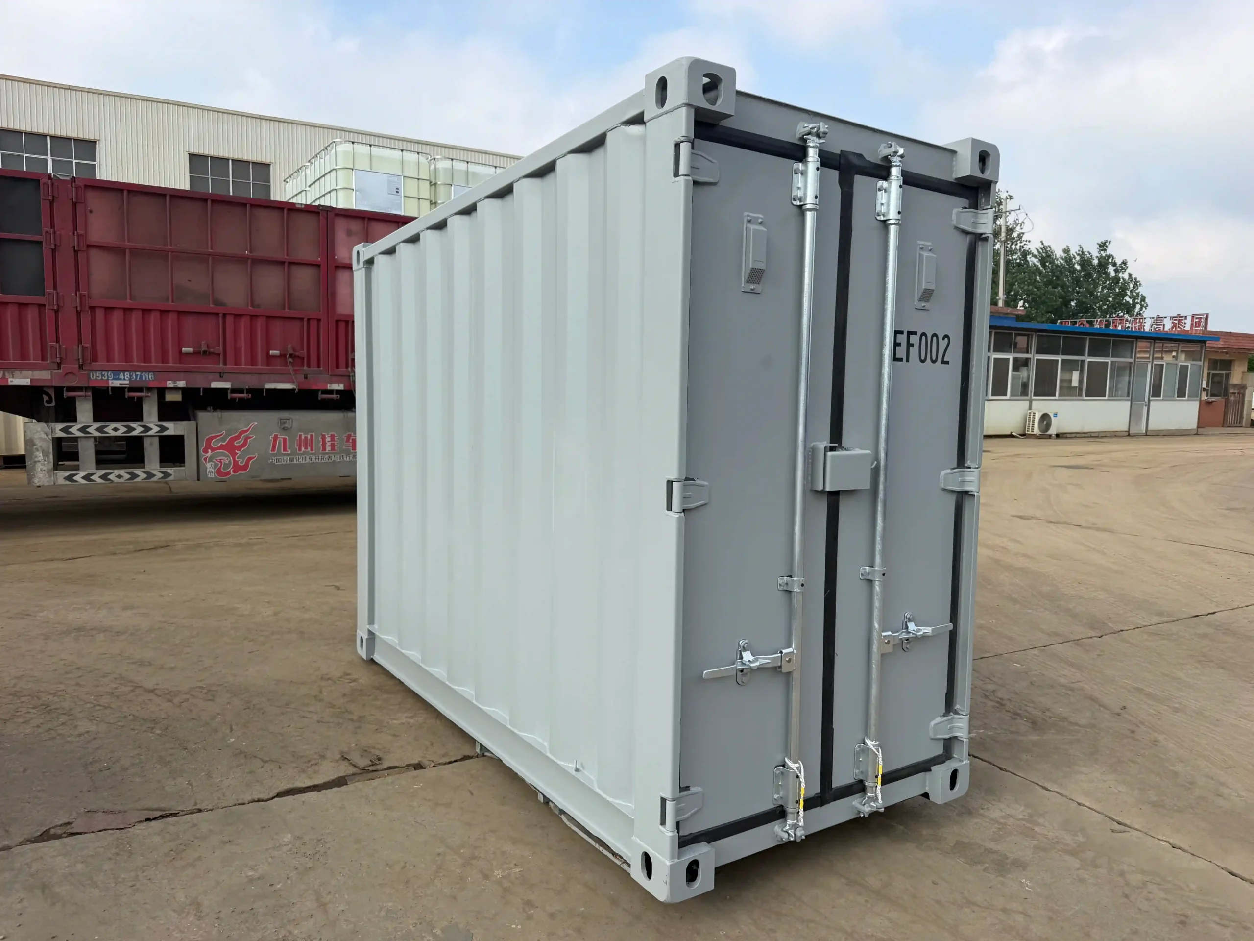 Motorcycle Shipping Container for Transport and Industrial Storage - Image 5