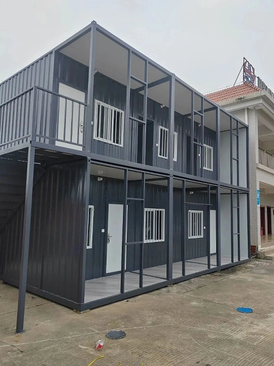Temporary housing at the construction site